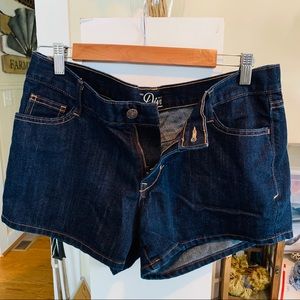 Old Navy Diva Cut Jean Shorts Size 10